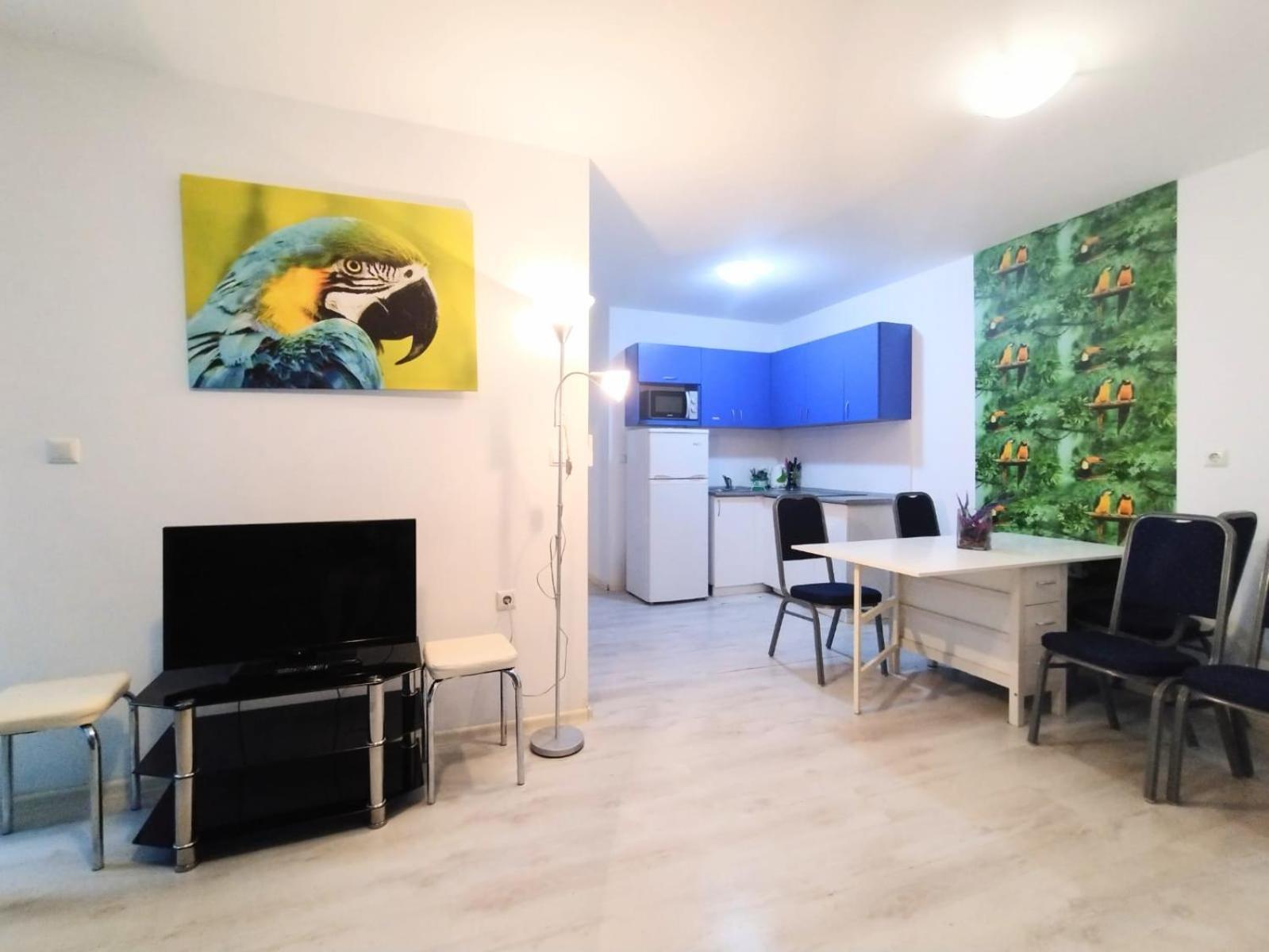 Private Apartment With Parking And Pool 발치크 외부 사진