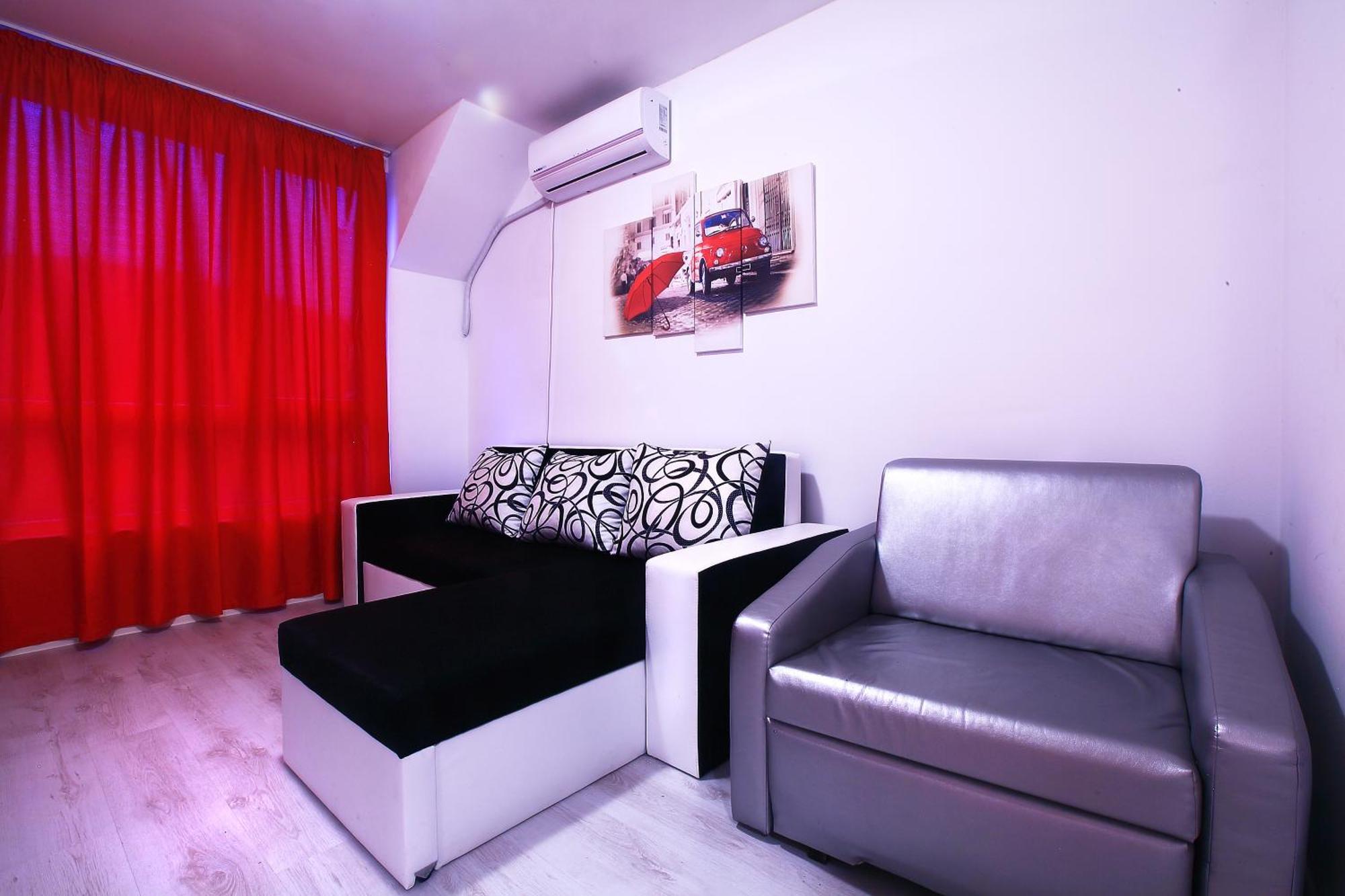 Private Apartment With Parking And Pool 발치크 외부 사진