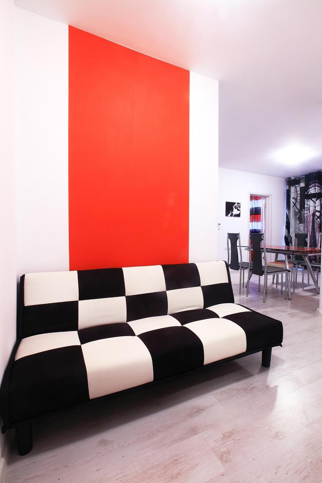 Private Apartment With Parking And Pool 발치크 외부 사진