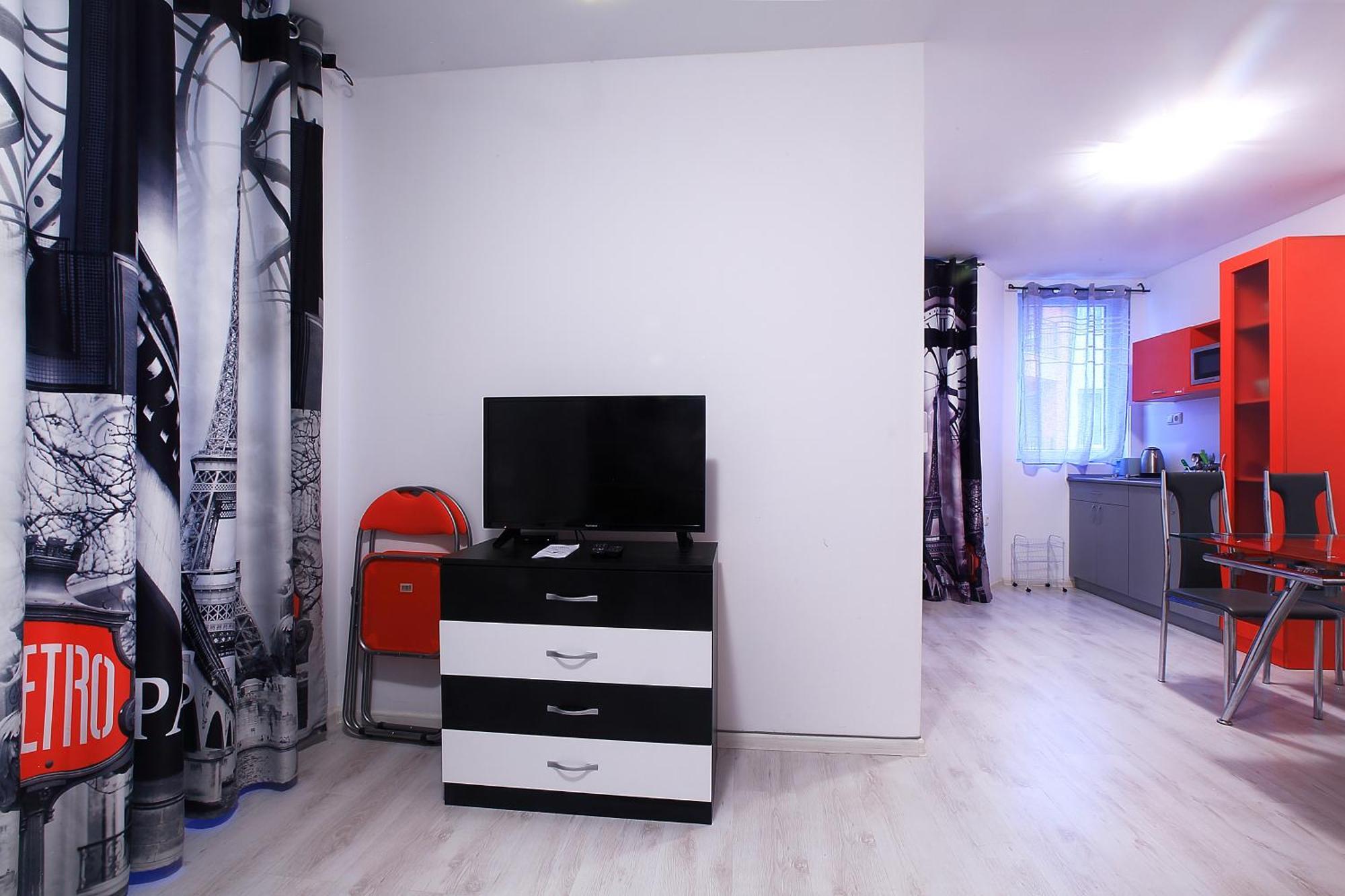 Private Apartment With Parking And Pool 발치크 외부 사진