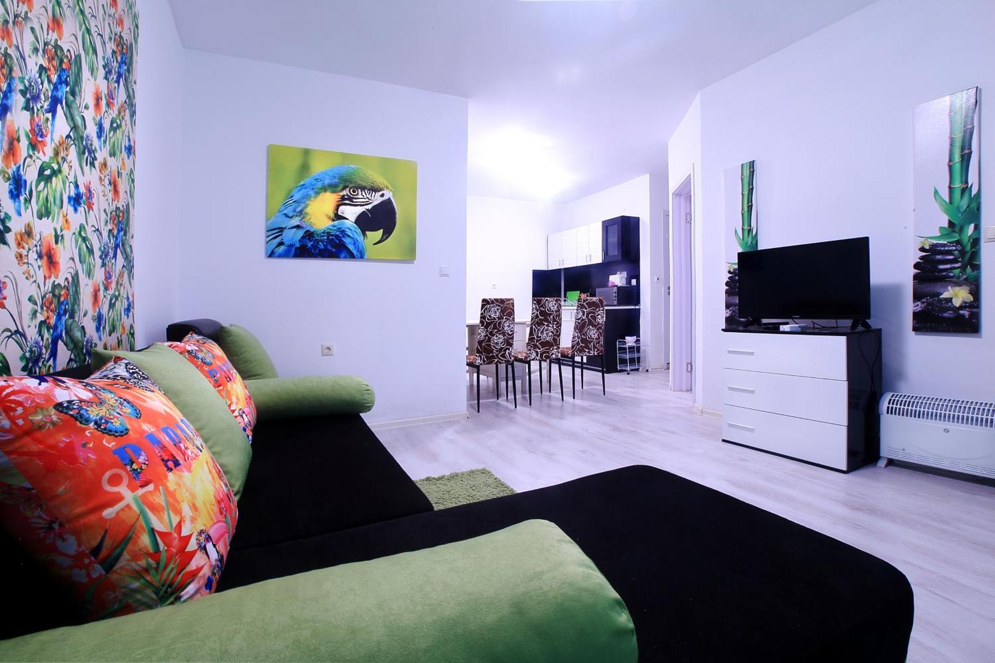 Private Apartment With Parking And Pool 발치크 외부 사진