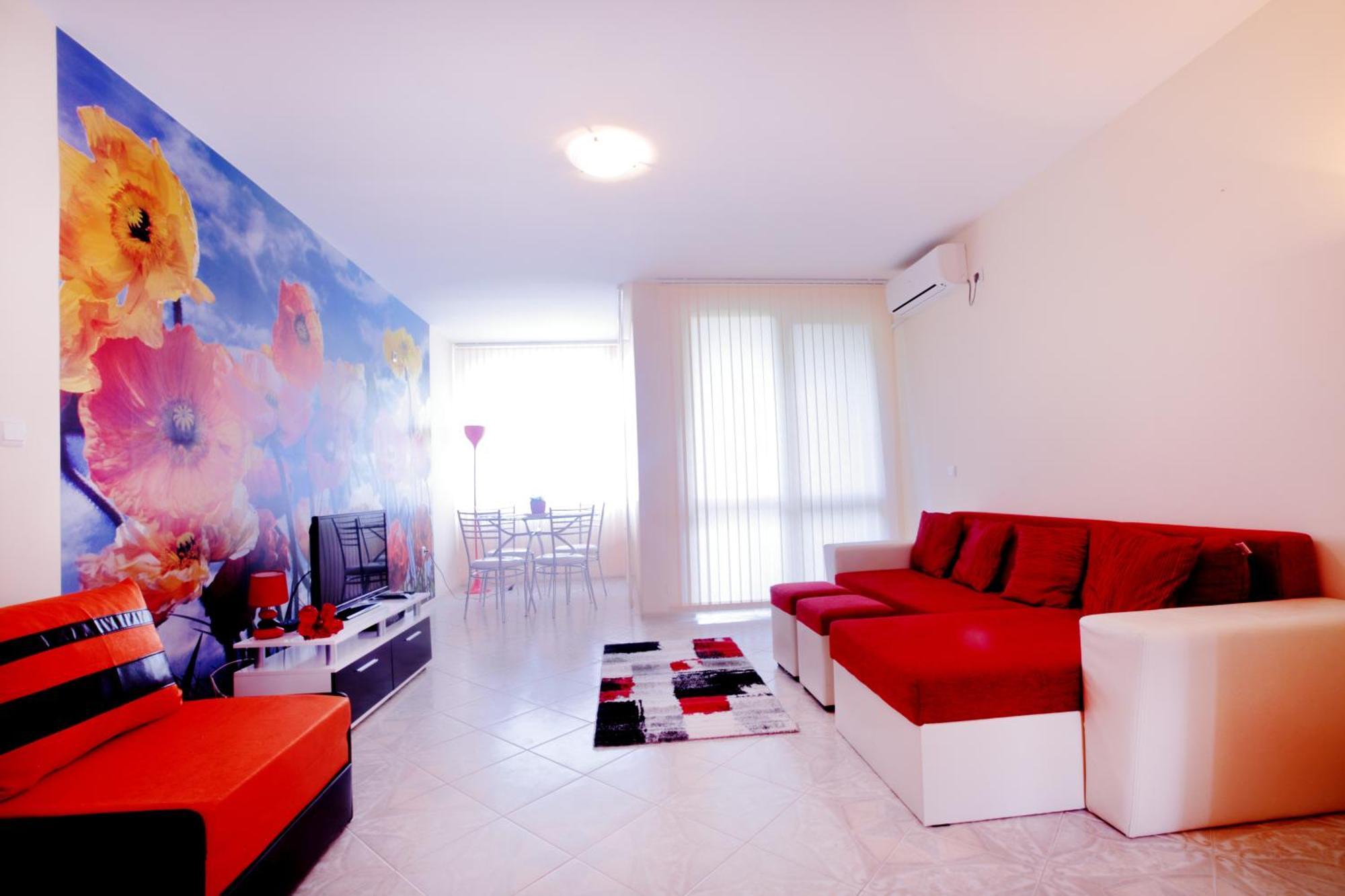 Private Apartment With Parking And Pool 발치크 외부 사진